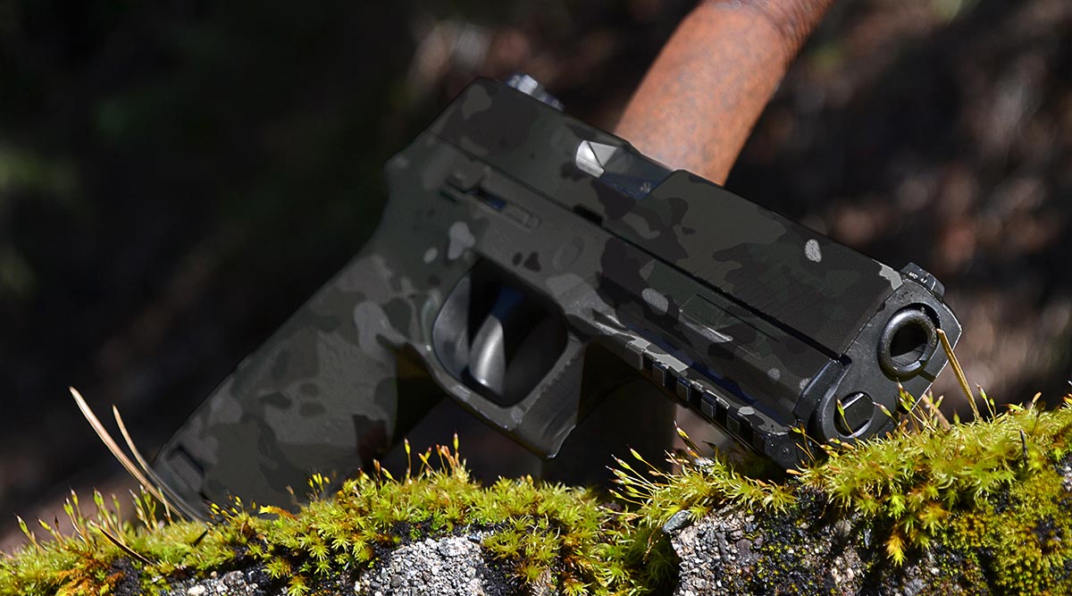 pistol-skin-military-ocp-black.jpg